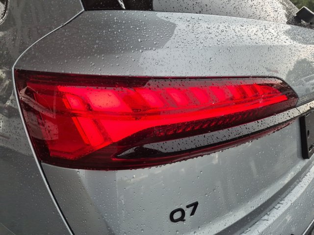Used 2026 Audi Q7 2.0T Premium AWD/4WD image 29