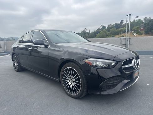 Used 2024 Mercedes-Benz C 300 Sedan image 3
