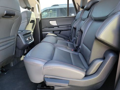 Used 2025 Ford Expedition Max Active image 18