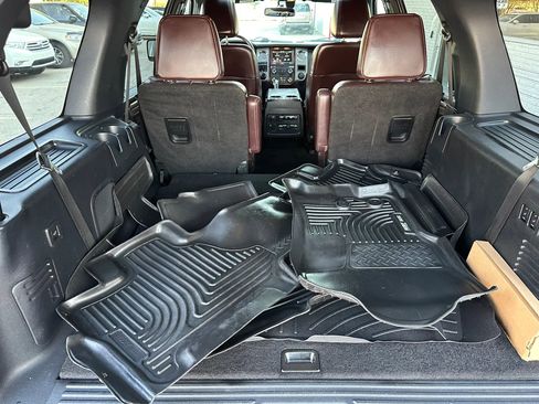 Used 2015 Ford Expedition Platinum image 24