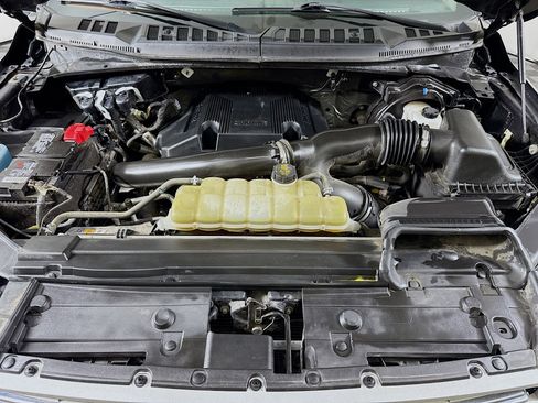 Used 2020 Ford F150 Lariat w/ Equipment Group 502A Luxury image 39