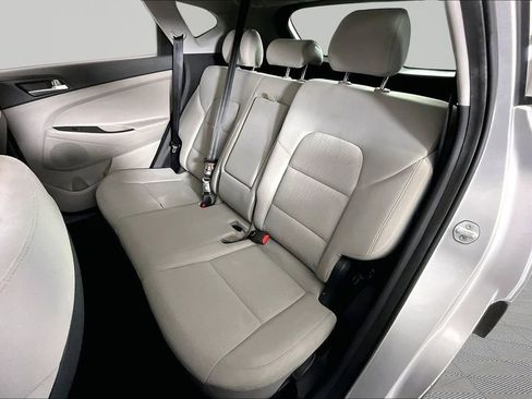 Used 2019 Hyundai Tucson Value FWD image 19