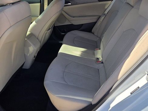 Used 2018 Hyundai Sonata SE image 10