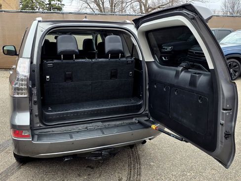 Used 2014 Lexus GX 460 w/ Premium Package image 7