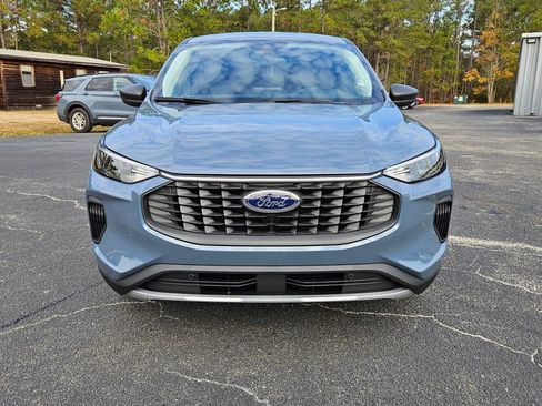 New 2026 Ford Escape Active w/ Cold Weather Package FWD image 2