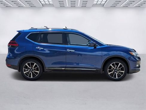 Used 2019 Nissan Rogue SL w/ Premium Package FWD image 3