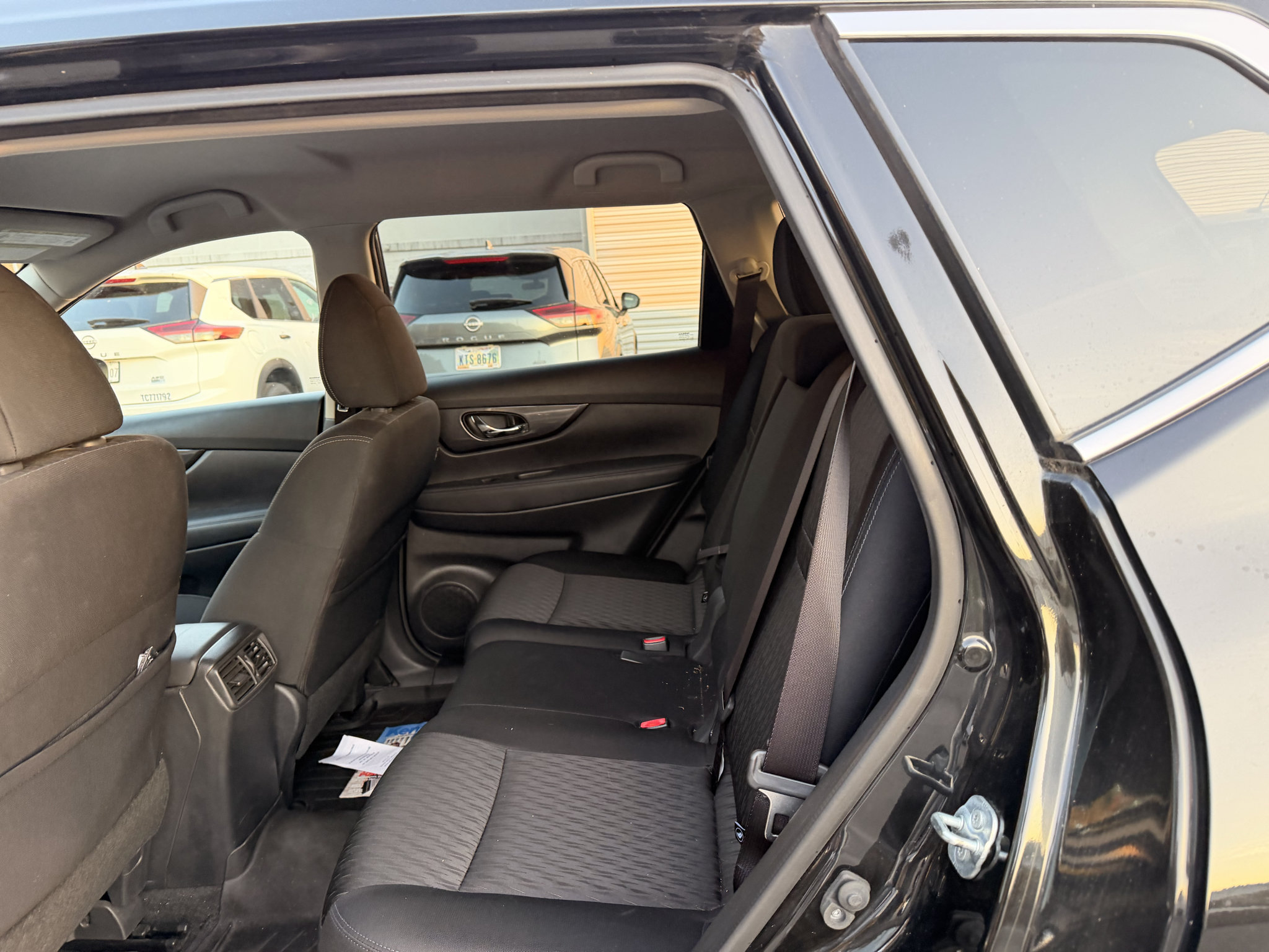 Certified 2017 Nissan Rogue SV AWD/4WD image 7