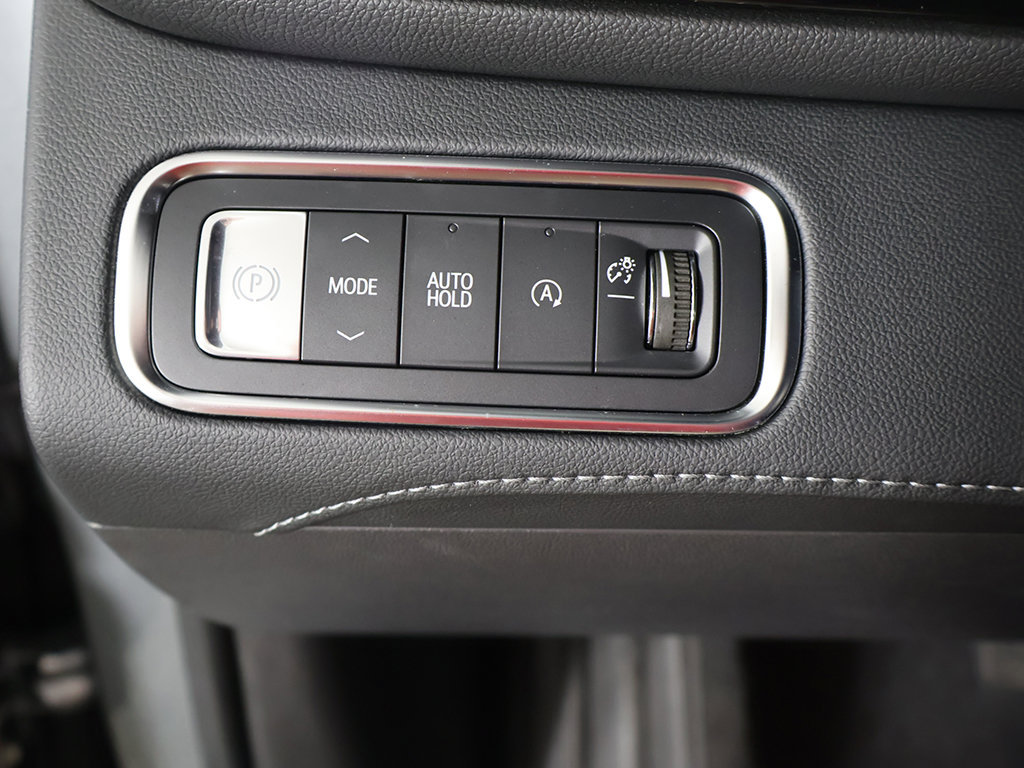 Used 2026 Buick Enclave Sport Touring w/ Power Package FWD image 39