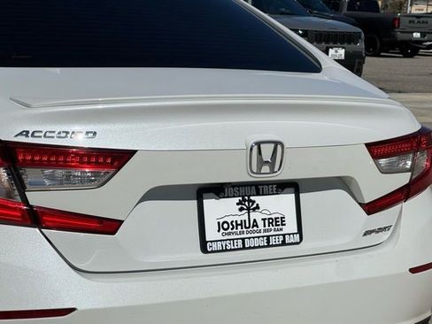 Used 2019 Honda Accord Sport image 10