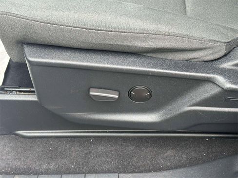 Used 2023 Ford F150 XLT image 20