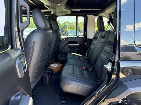 New 2026 Jeep Wrangler Unlimited Sport AWD/4WD image 23