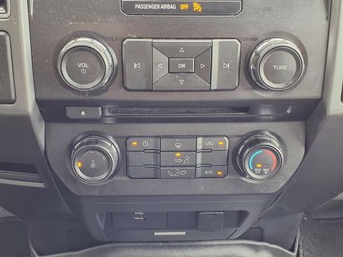 Used 2018 Ford F150 XLT AWD/4WD image 11