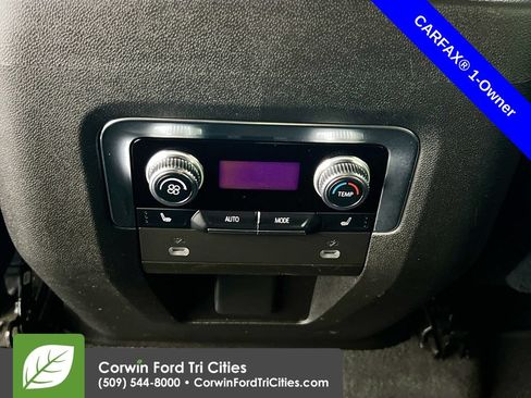 Used 2022 GMC Yukon AT4 AWD/4WD image 32