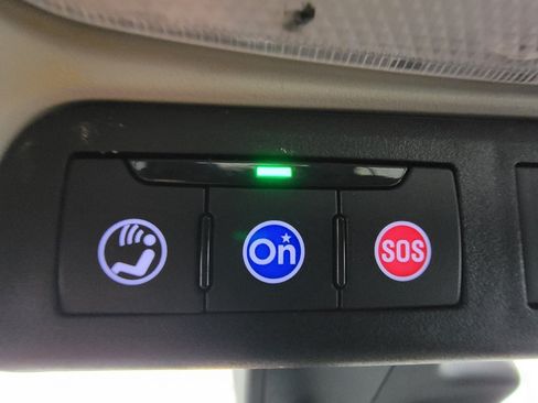 Used 2022 Buick Encore GX Select w/ Sport Touring Package FWD image 29