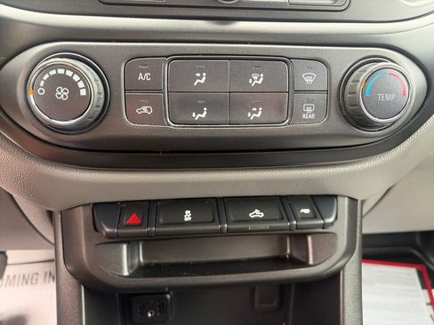 Used 2021 GMC Canyon Elevation Standard w/ Convenience Package RWD image 18