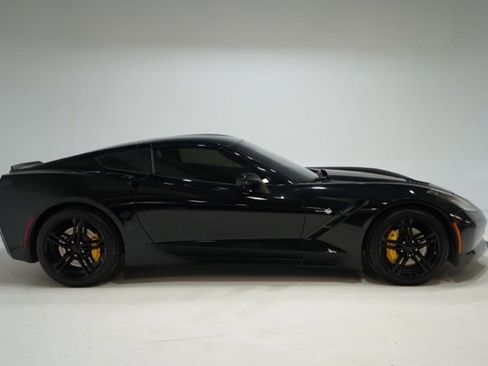 Used 2016 Chevrolet Corvette Stingray Coupe image 8