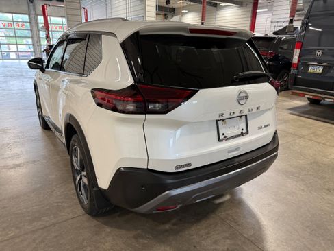 Used 2023 Nissan Rogue SL w/ SL Premium Package AWD/4WD image 27
