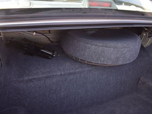 Used 2007 Mercury Grand Marquis GS RWD image 8