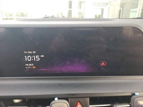 Used 2024 Kia Seltos EX image 28