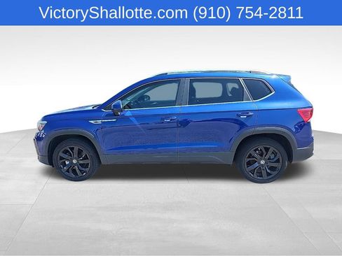 Used 2023 Volkswagen Taos SE FWD image 16
