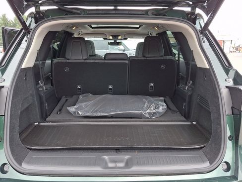 Certified 2026 INFINITI QX60 Luxe w/ Cargo Package AWD/4WD image 32