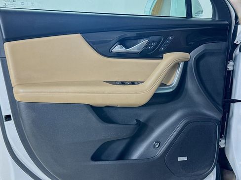 Used 2020 Chevrolet Blazer Premier w/ Driver Confidence II Package image 9