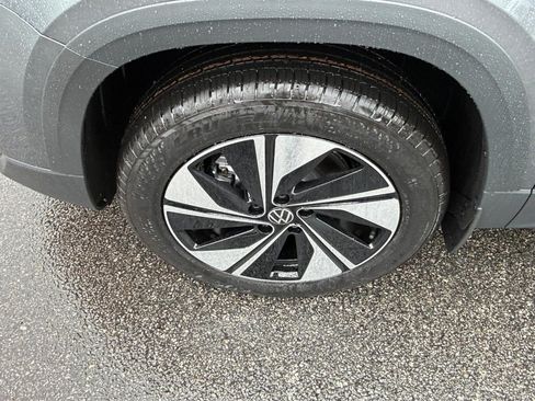 New 2026 Volkswagen Taos SE AWD/4WD image 27