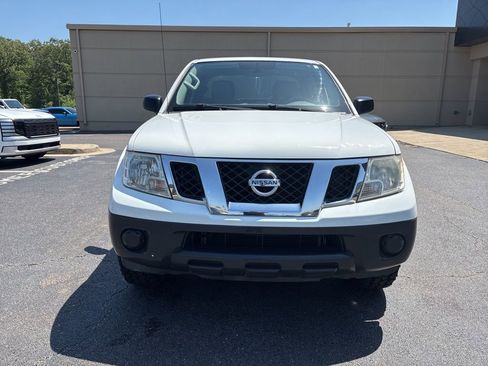 Used 2017 Nissan Frontier S RWD image 2