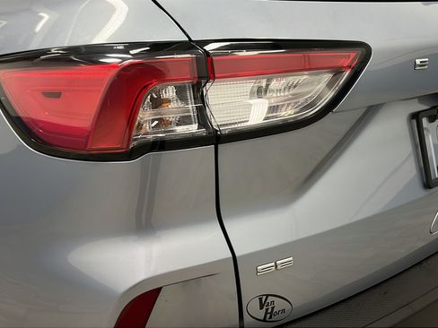Used 2022 Ford Escape SE w/ Cold Weather Package AWD/4WD image 35