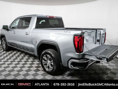Used 2025 GMC Sierra 1500 SLT image 29