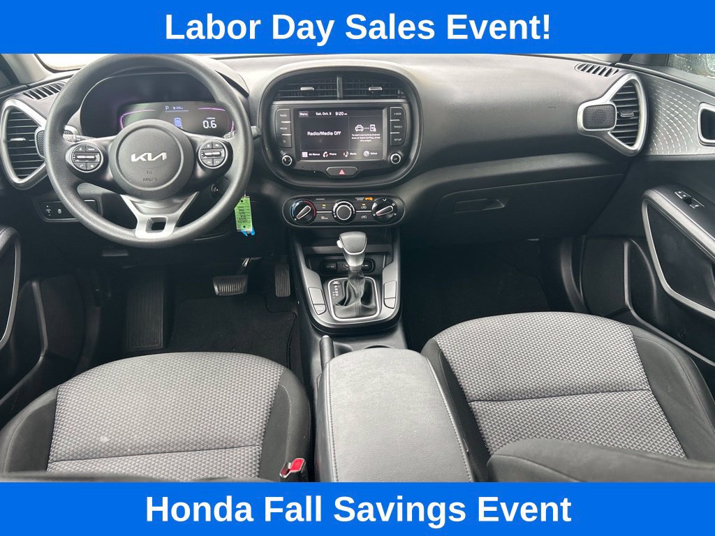 Used 2024 Kia Soul LX w/ Option Group 015 FWD image 15