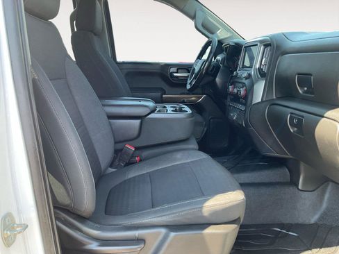 Used 2021 Chevrolet Silverado 1500 LT w/ Bed Protection Package AWD/4WD image 15