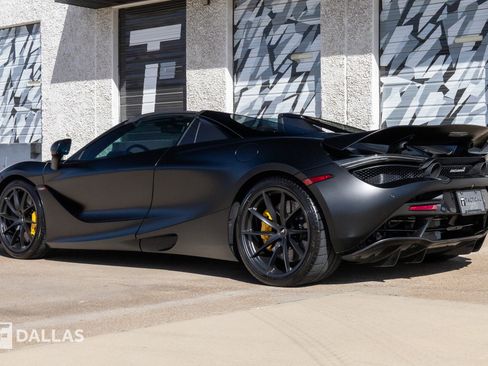 Used 2022 McLaren 720S image 11