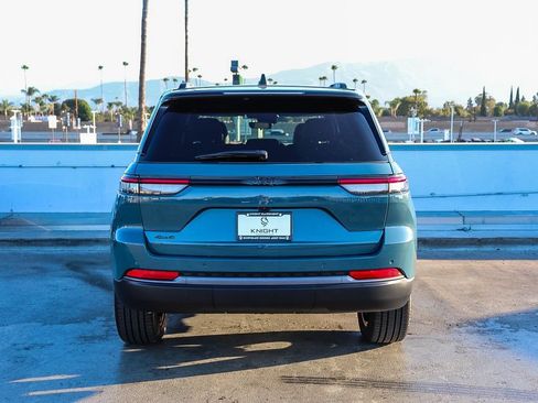 New 2026 Jeep Grand Cherokee Limited AWD/4WD image 8