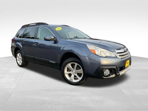 Used 2014 Subaru Outback 2.5i Limited image 1
