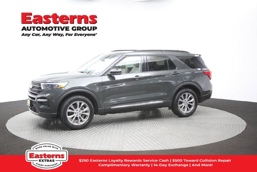 Used 2023 Ford Explorer XLT w/ Equipment Group 202A AWD/4WD image 64