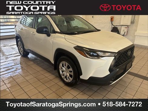 Used 2023 Toyota Corolla Cross L image 1