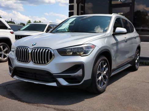 Used 2020 BMW X1 xDrive28i w/ Convenience Package AWD/4WD image 2