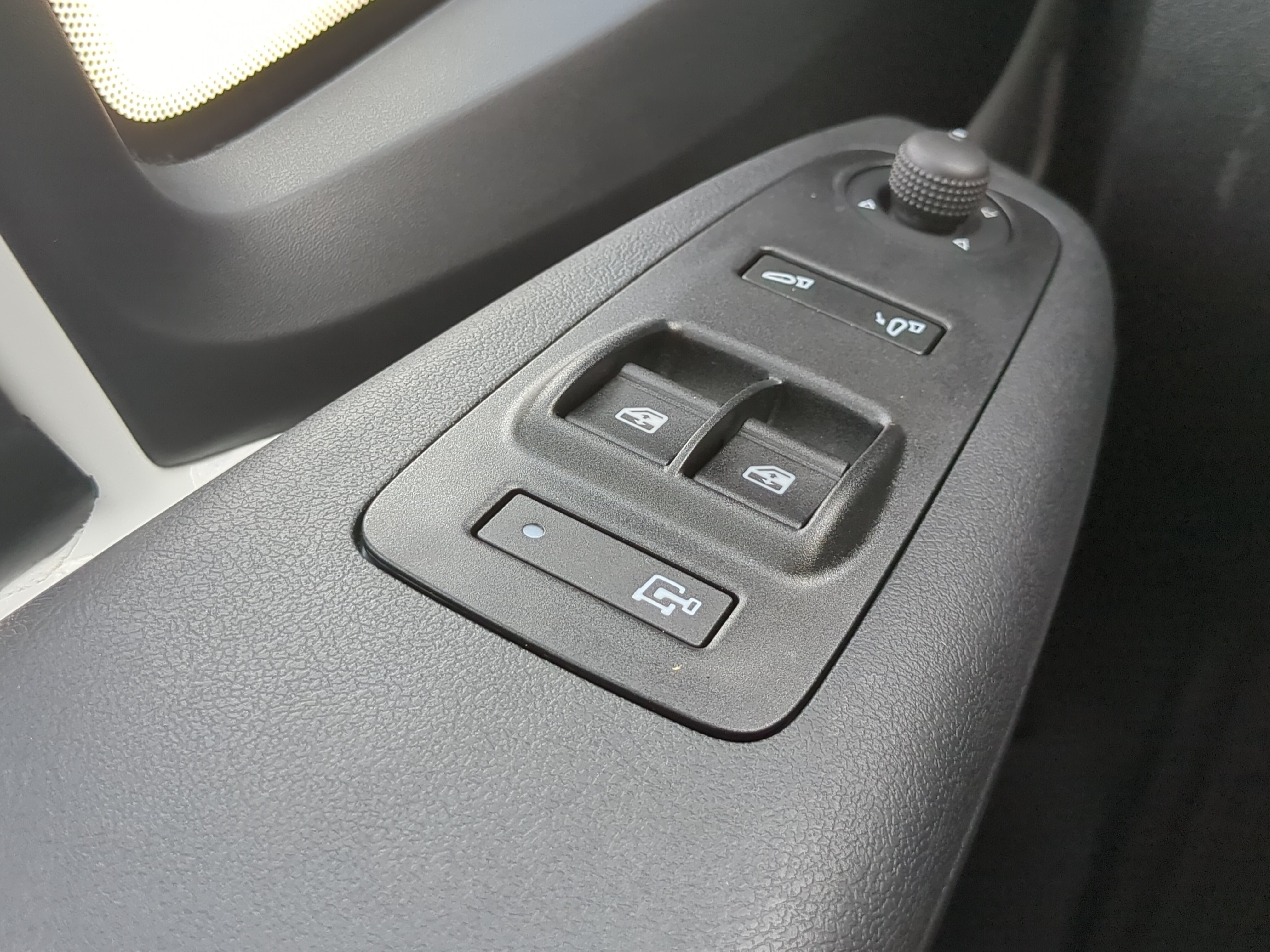 New 2026 RAM ProMaster 2500 w/ Premium Convenience Group FWD image 20
