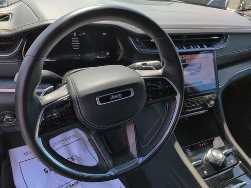 Used 2022 Jeep Grand Cherokee L Overland w/ Luxury Tech Group IV image 13