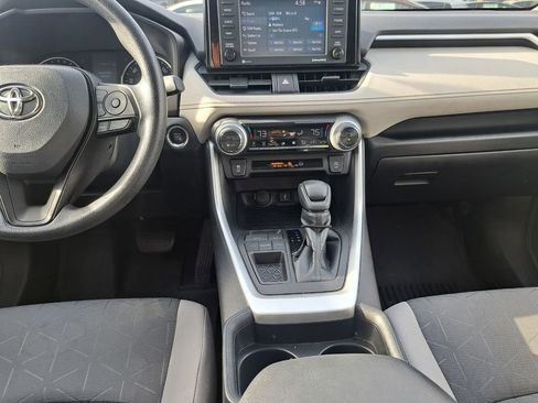 Used 2020 Toyota RAV4 XLE image 21