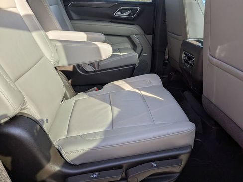 Used 2021 Chevrolet Tahoe LT image 26