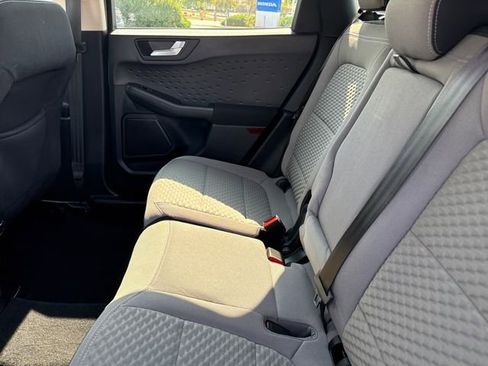 Used 2020 Ford Escape SE Sport image 17