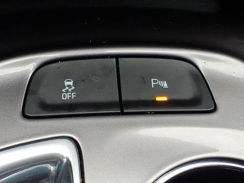 Used 2019 Chevrolet Malibu LT w/ Driver Confidence Package image 18