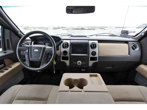 Used 2014 Ford F150 XLT w/ Equipment Group 301A Mid RWD image 9