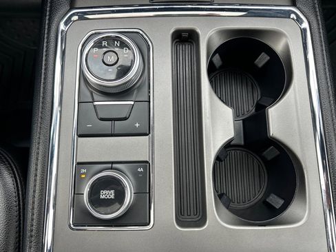 Used 2021 Ford Expedition Max XLT image 38