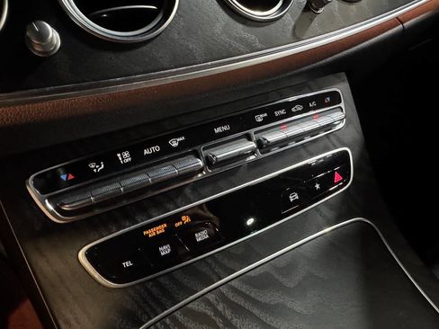 Used 2022 Mercedes-Benz E 53 AMG 4MATIC Sedan image 43