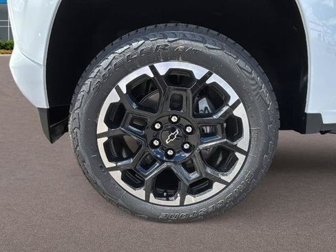 New 2026 Chevrolet Colorado Z71 w/ Z71 Convenience Package 2 AWD/4WD image 9
