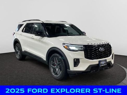 New 2025 Ford Explorer ST-Line w/ Premium Package image 7