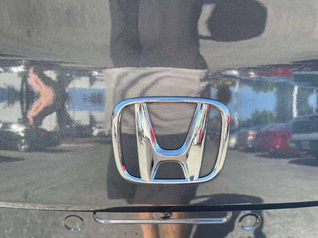 Used 2025 Honda Civic Sport image 13